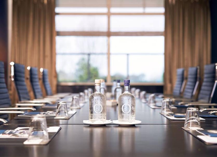 Conference room Photo