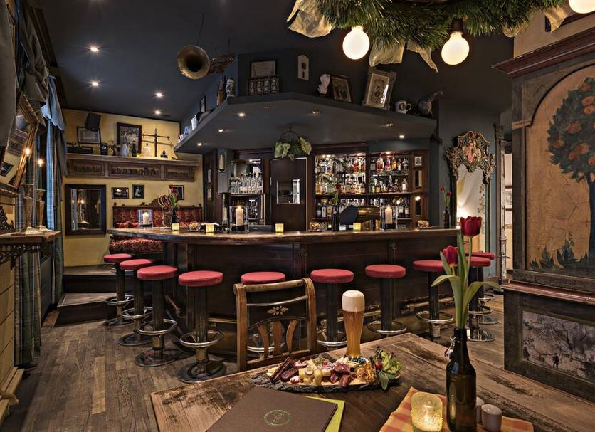 Bar Photo