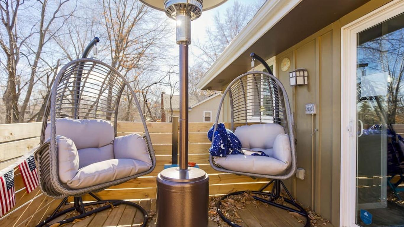 Becky & Marvels 420 with a rentable room