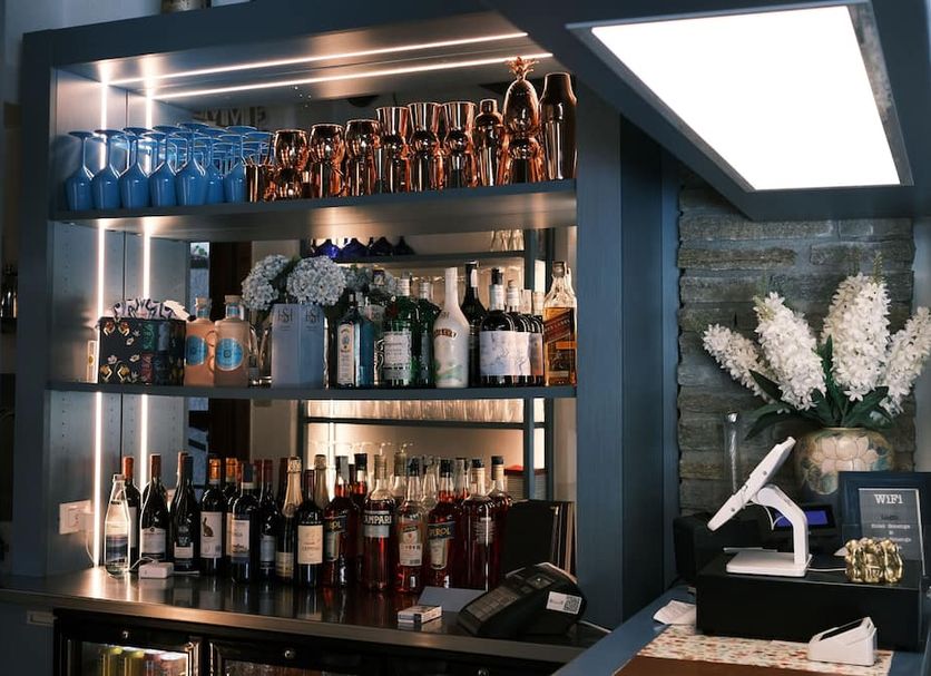 Bar Photo