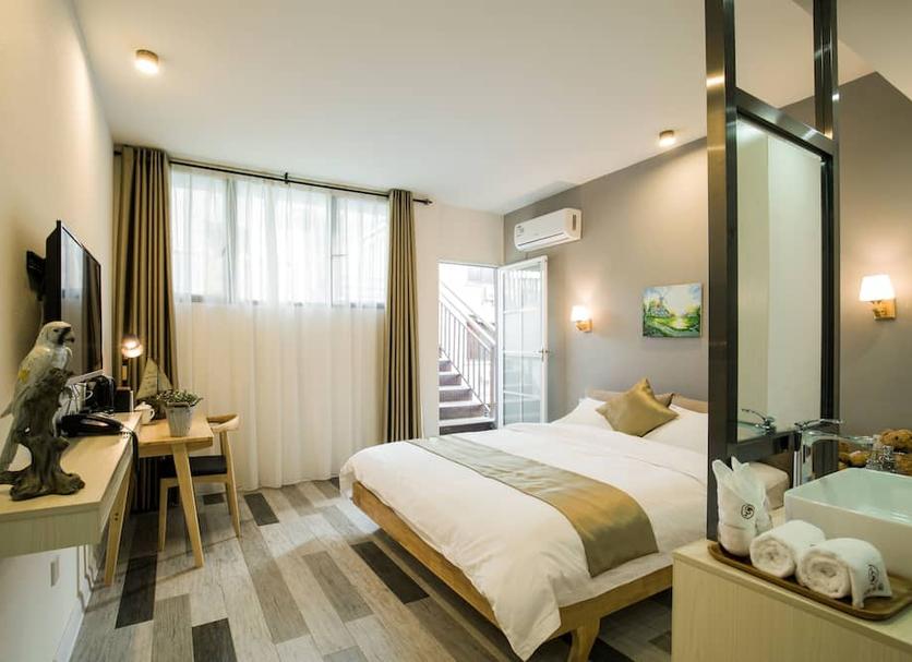 Bedroom Photo