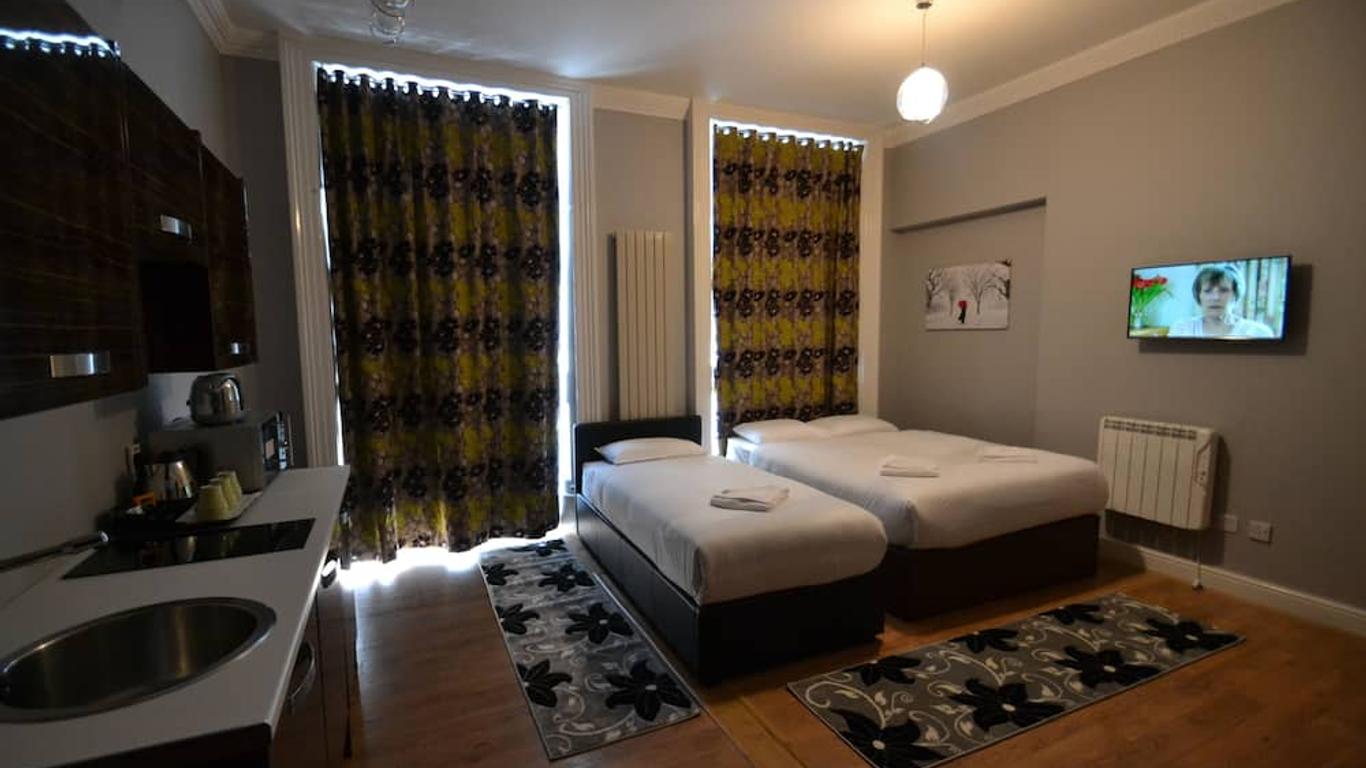 Hyde Park Suites - Apartments