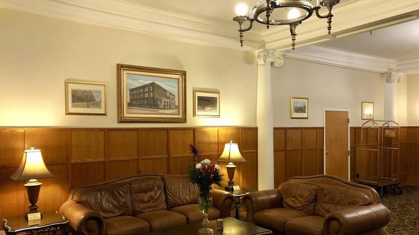 Stearns Hotel