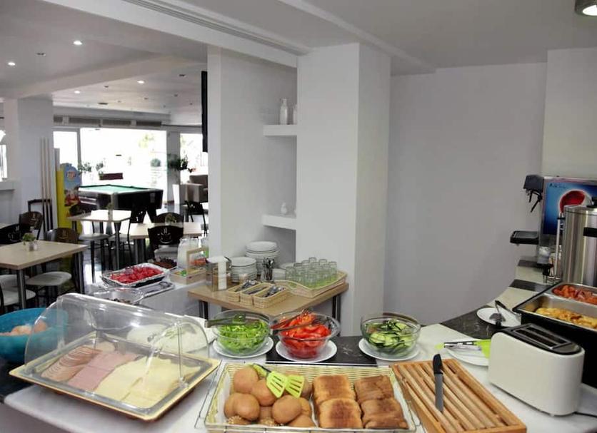 Buffet Photo