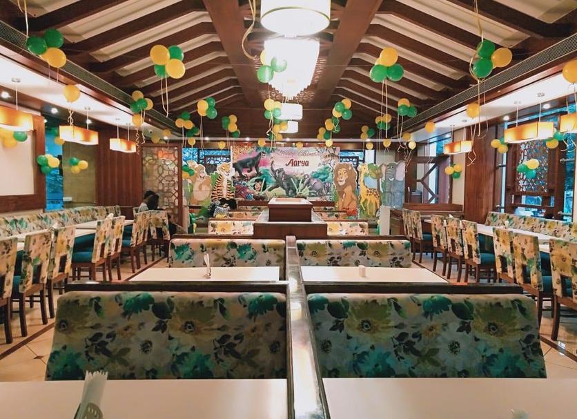 Restaurant Photo