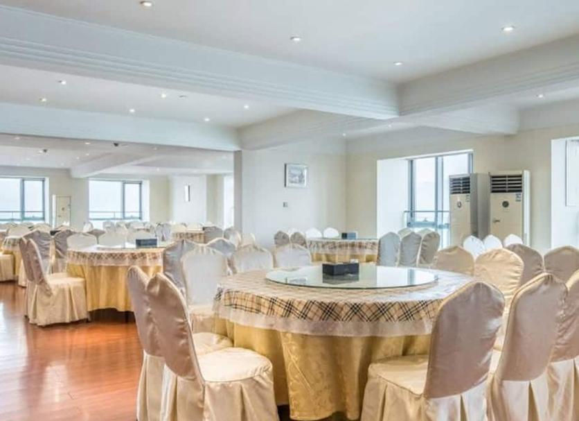 Banquet hall Photo