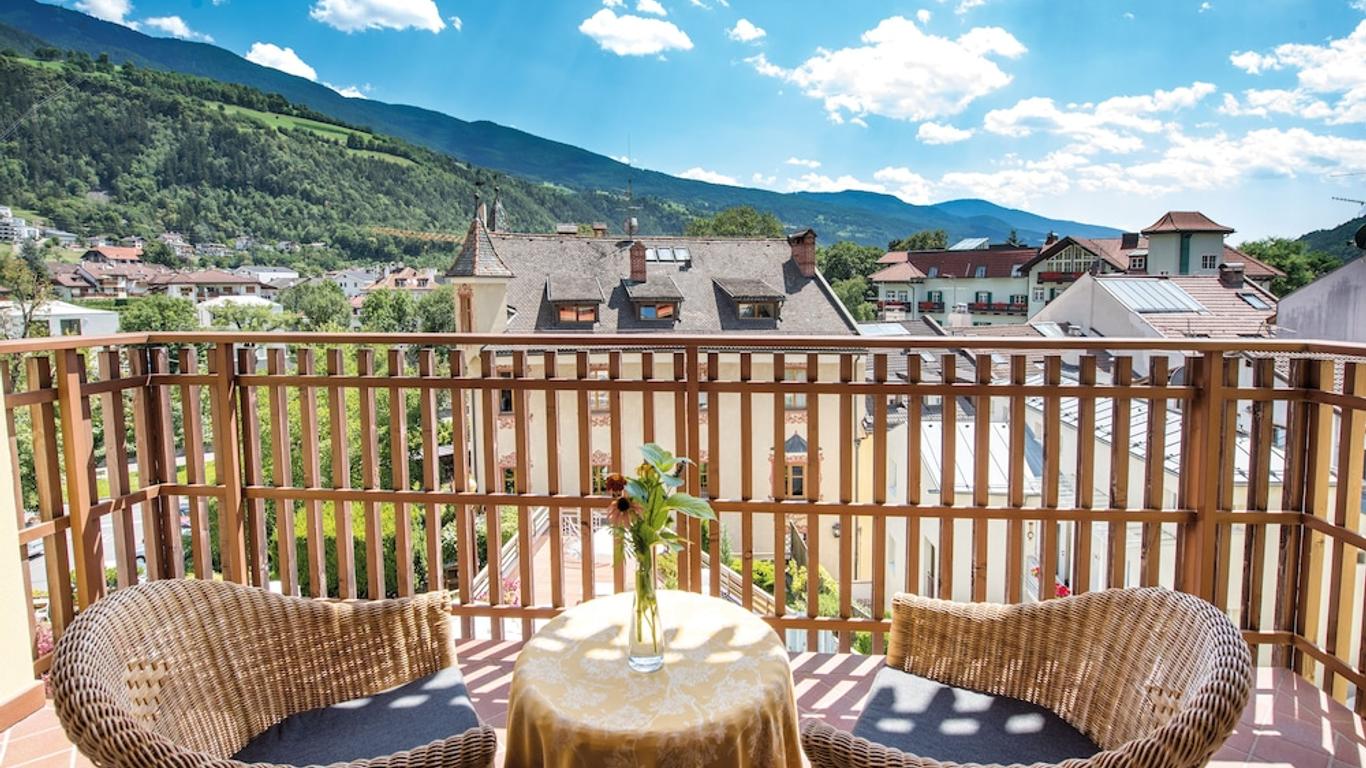 Dominik Alpine City Wellness Hotel