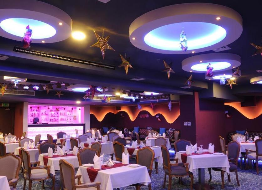 Banquet hall Photo