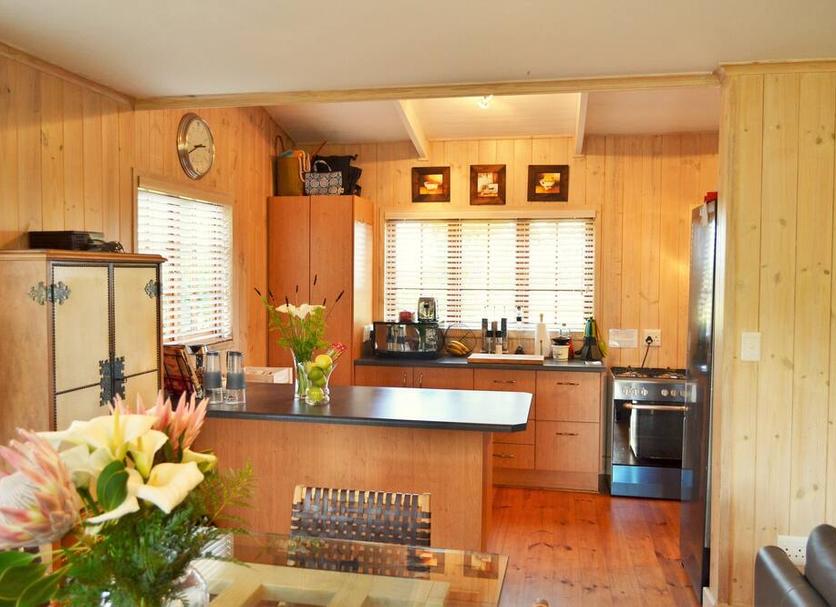 Kitchen Photo