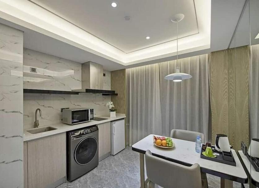 Kitchen Photo