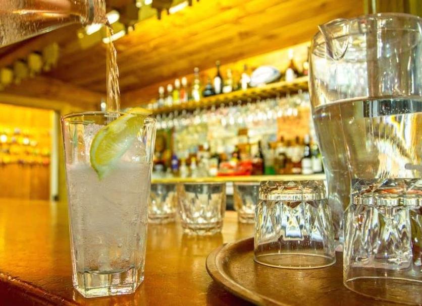 Bar Photo