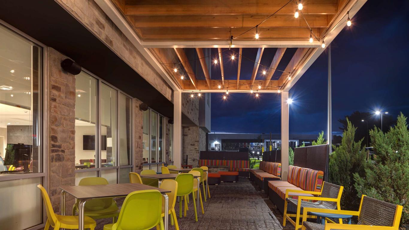 Home2 Suites by Hilton Allentown Bethlehem Airport