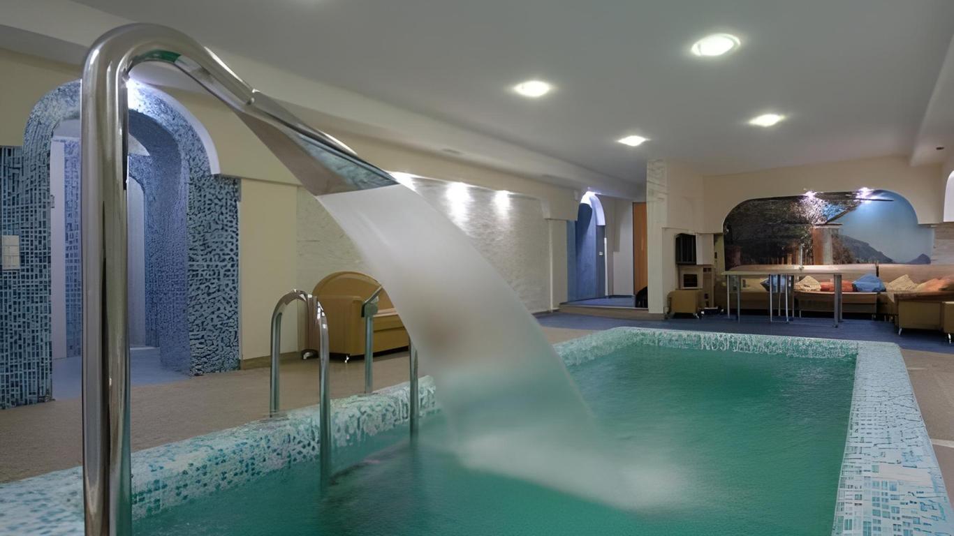 Safari Hotel Complex