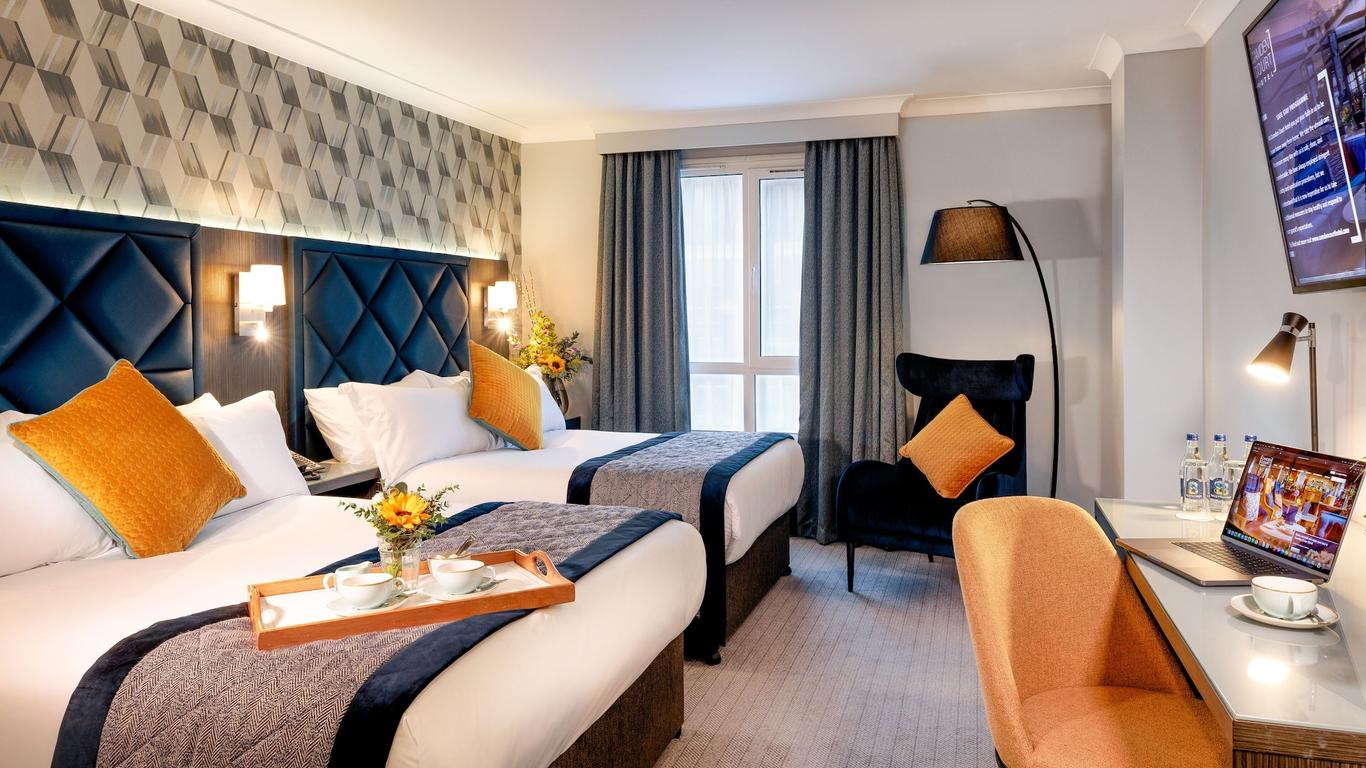 Camden Court Hotel