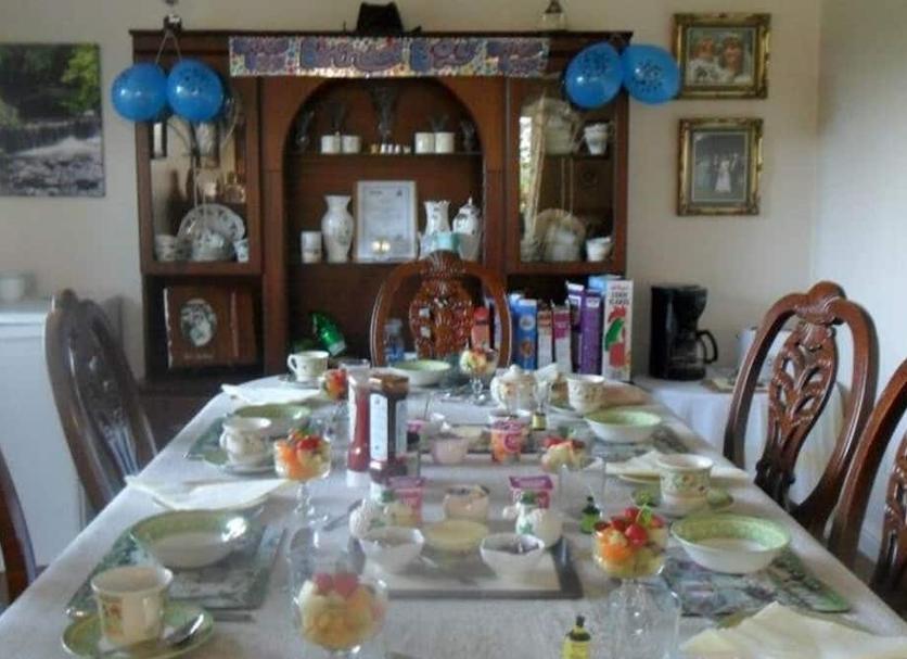 Dining room Photo
