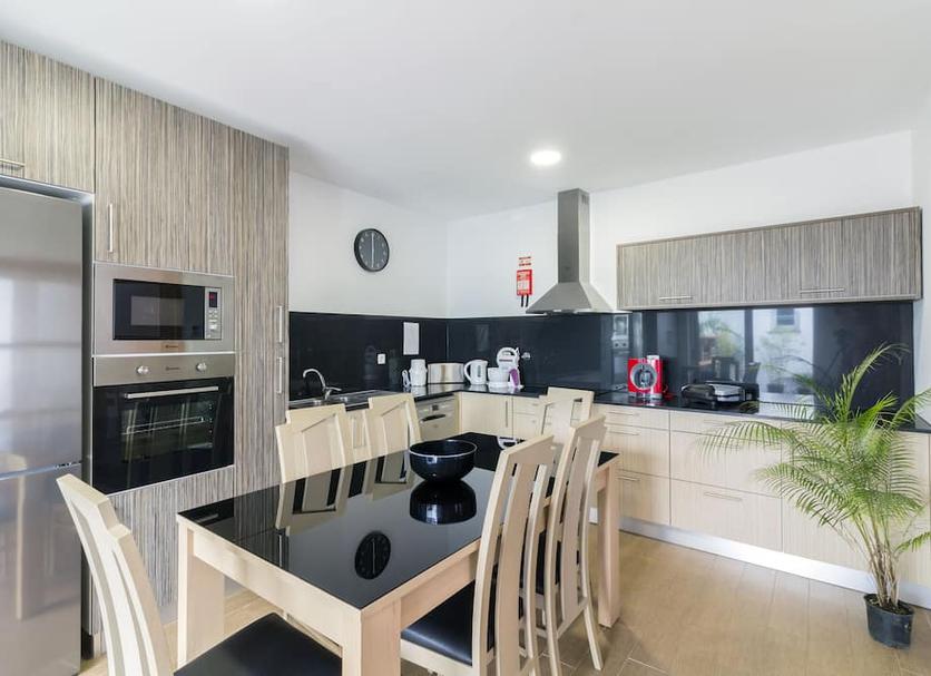 Kitchen Photo