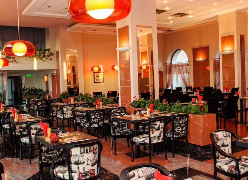Restaurant Photo