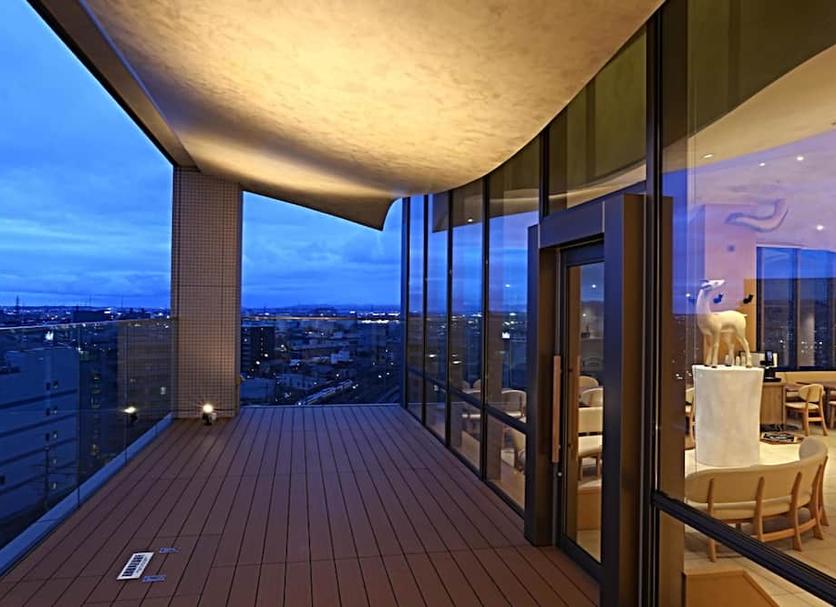 Balcony Photo