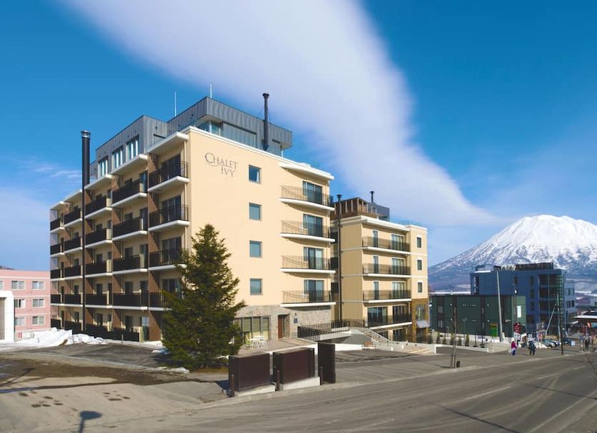 Chalet Ivy Hirafu, Niseko in Kutchan with Mount Yotei view and balconies