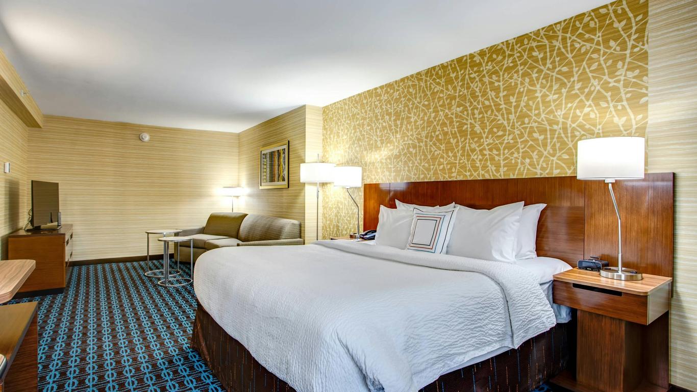 Fairfield Inn & Suites by Marriott Springfield Holyoke