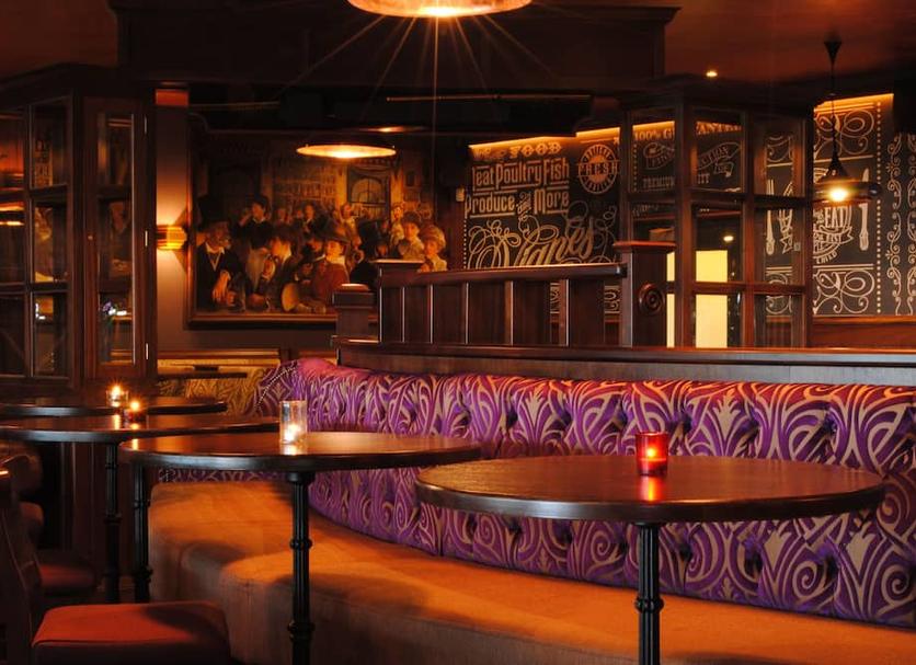 Restaurant Photo