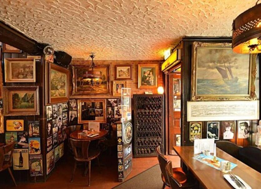 Restaurant Photo
