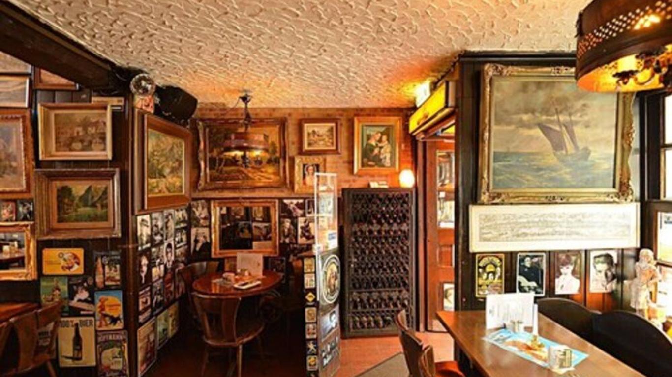 Löwenbräu Köln Hotel & Restaurant