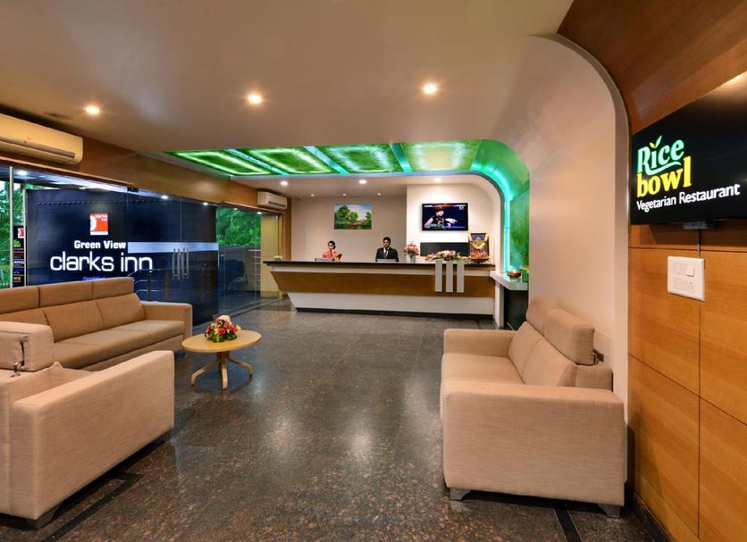 Front desk Photo