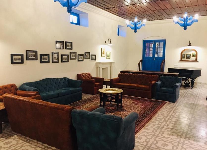 Lounge Photo