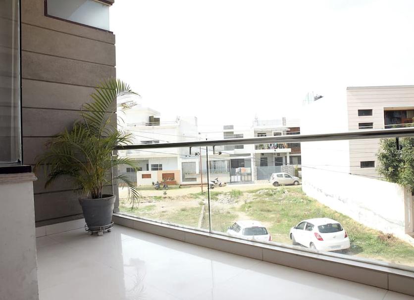 Balcony Photo
