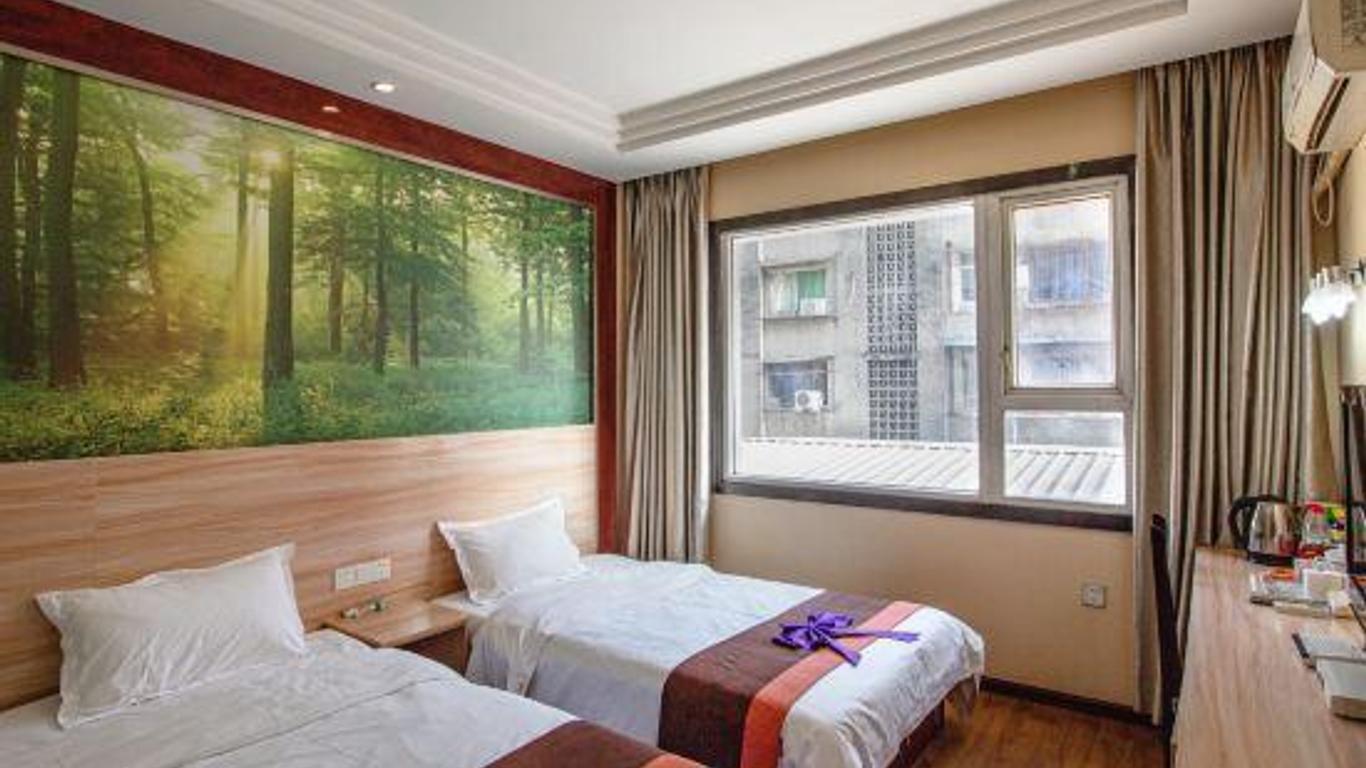 Junyiliansuo Hotel