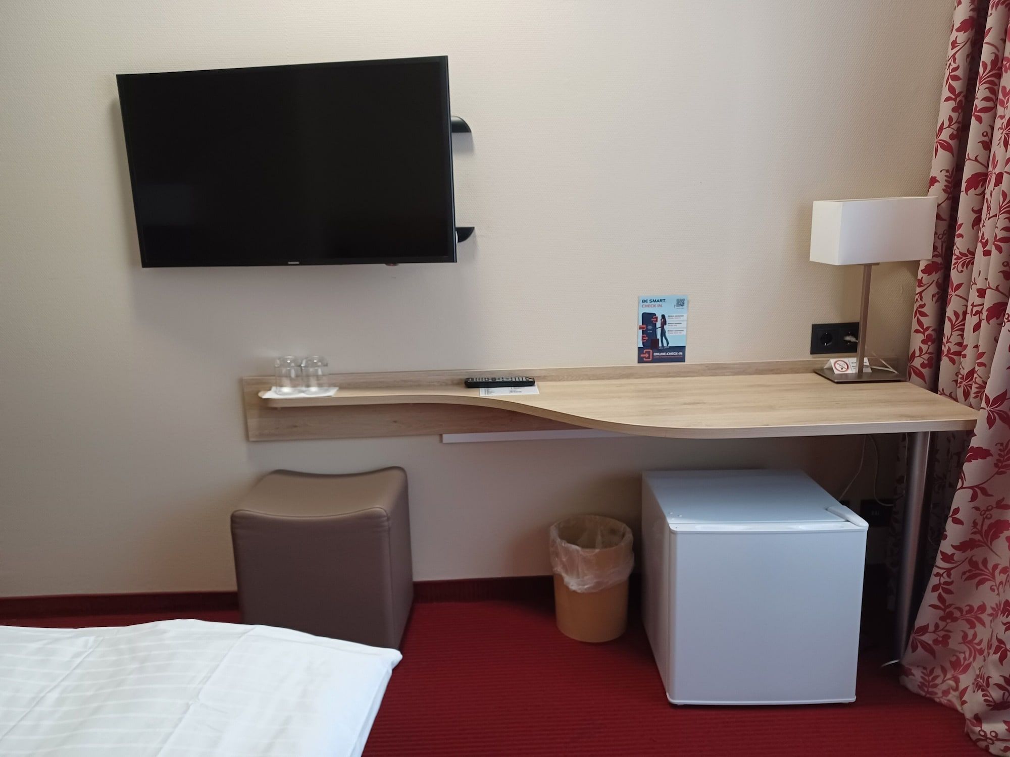 Room amenity