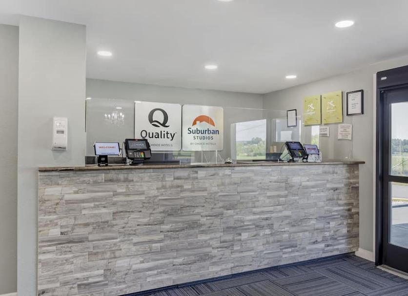 Front desk Photo