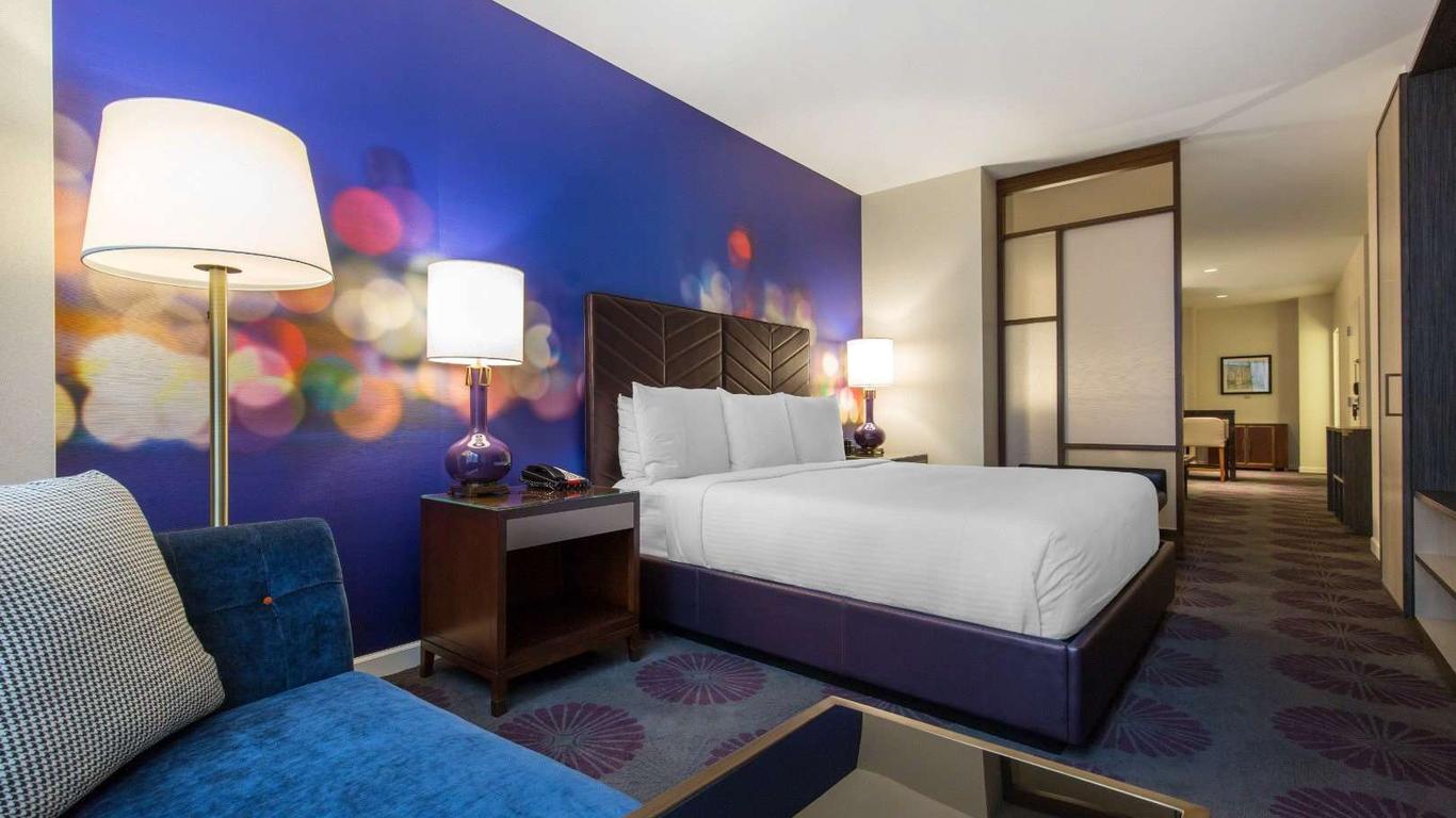 Hotels near Magnificent Mile (Chicago) from $31/night - KAYAK