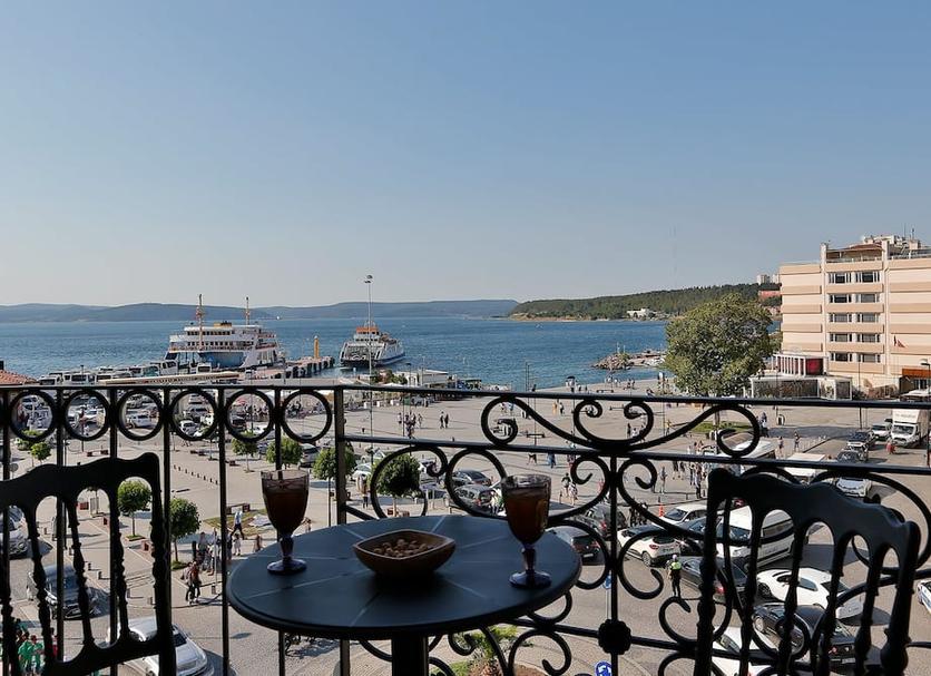 Balcony Photo