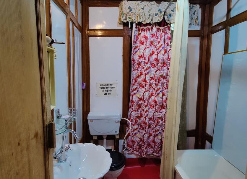 Bathroom Photo