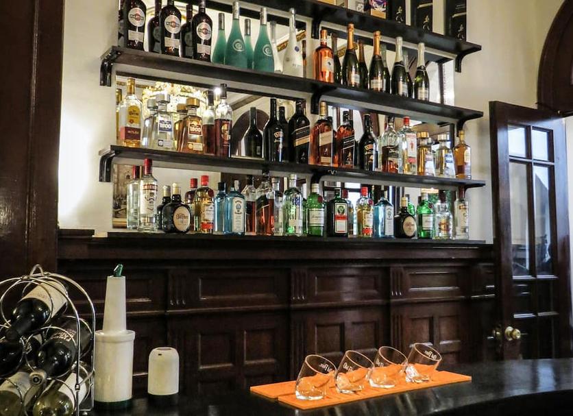 Bar Photo