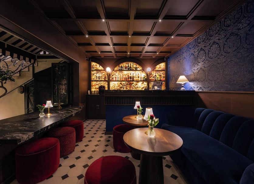 Bar Photo