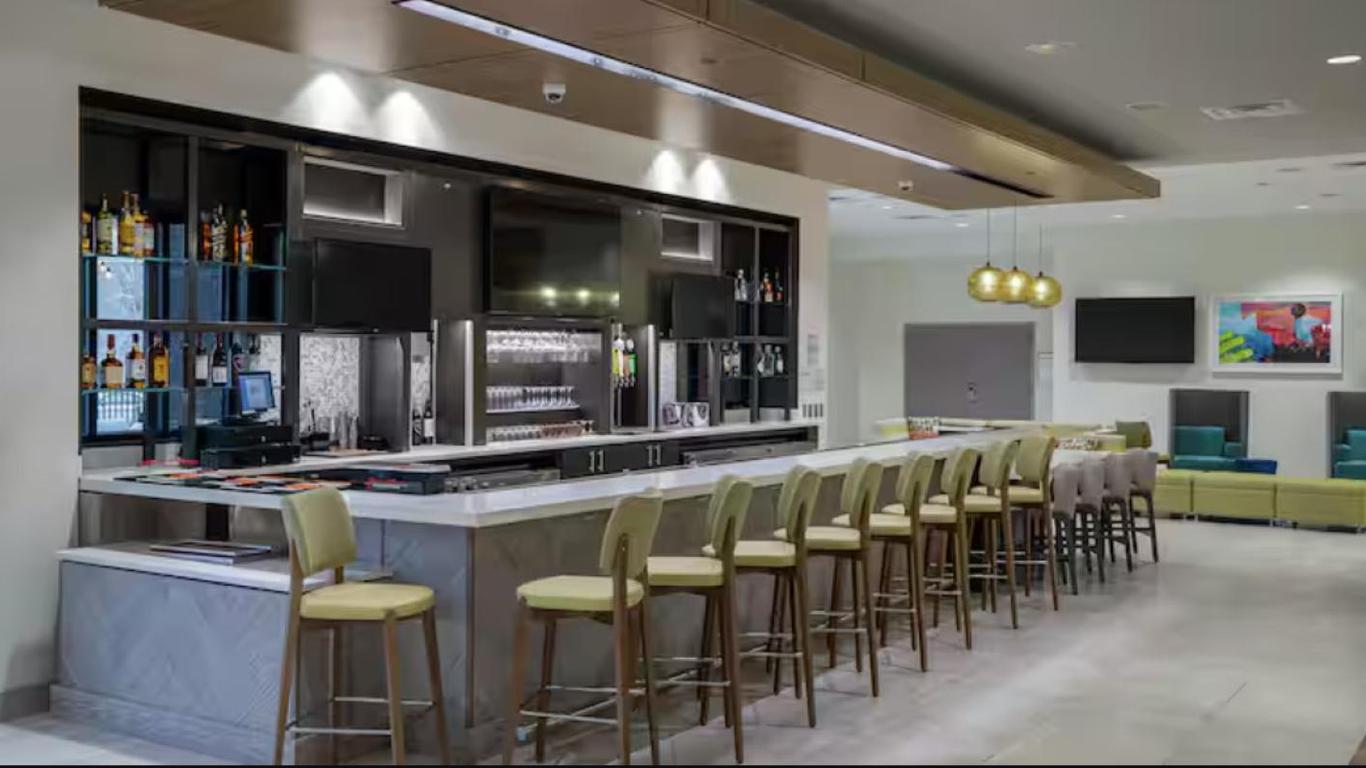 Hilton Garden Inn Wichita Airport