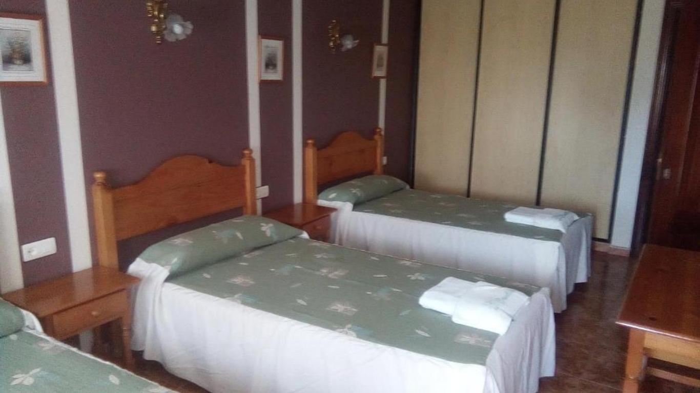 Hotel Restaurante Las Camelias