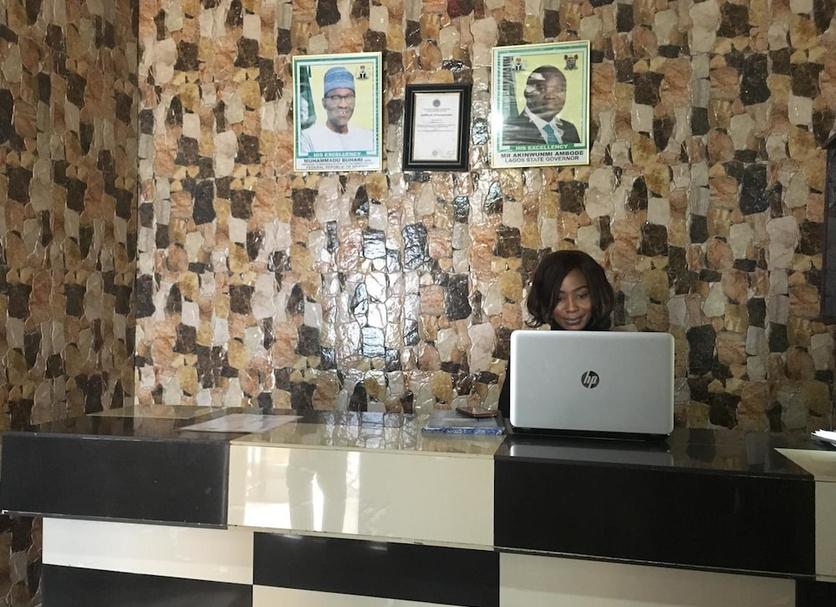 Front desk Photo