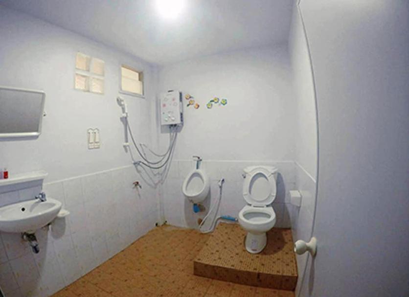 Bathroom Photo