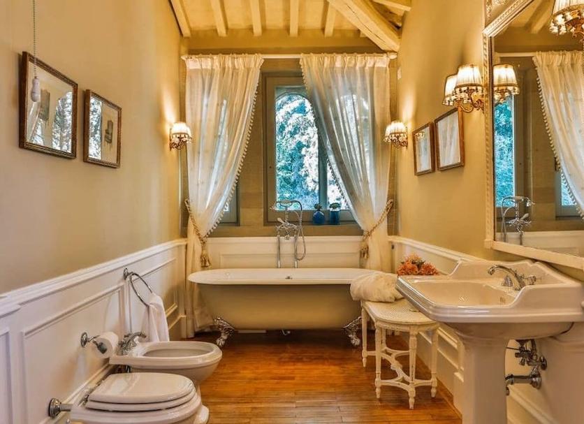 Bathroom Photo