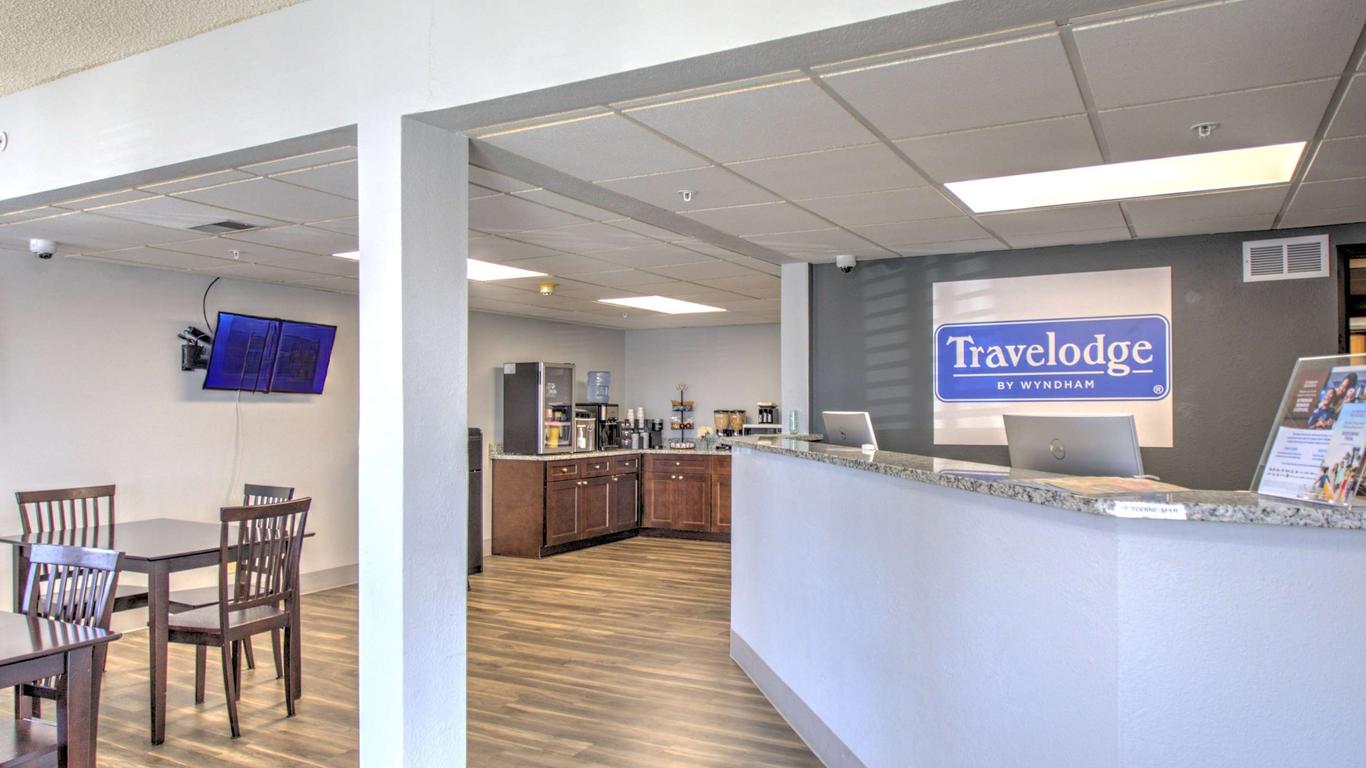 Travelodge by Wyndham Lincoln South