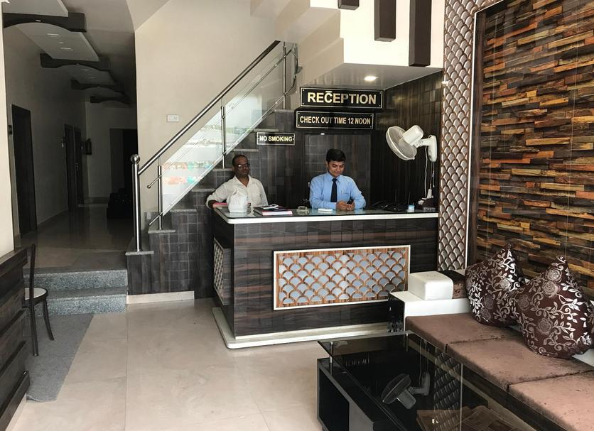 Front desk Photo