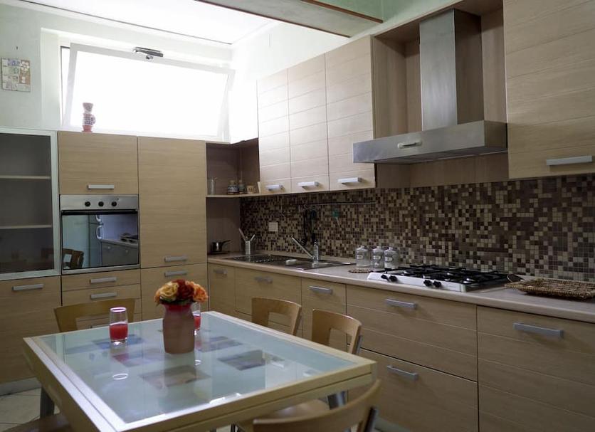 Kitchen Photo