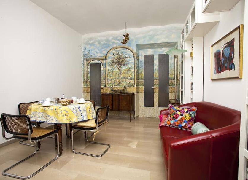 Dining room Photo