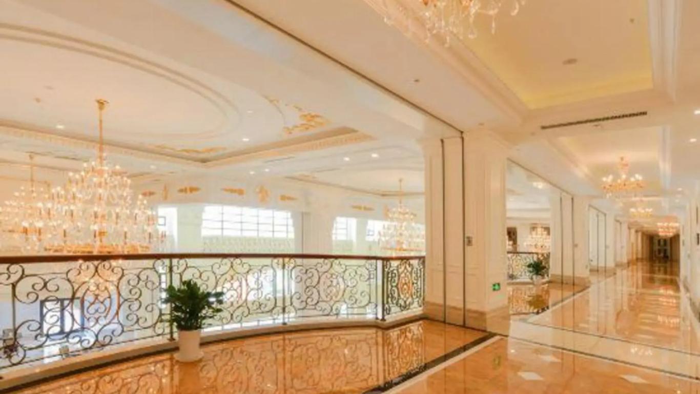 Nantong Binhai Jinshi International Hotel