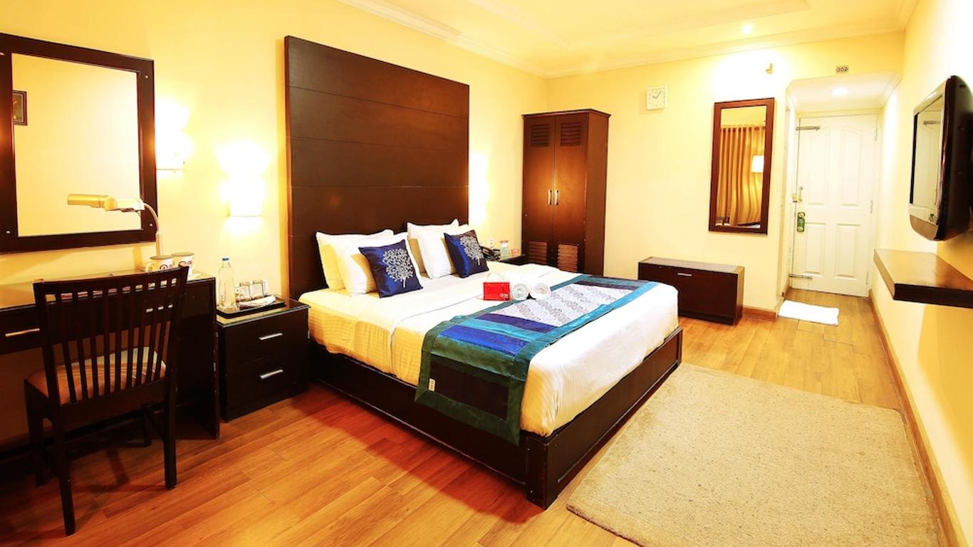 Oyo 2159 Hotel Sn Sujatha Inn