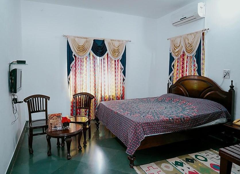 Bedroom Photo